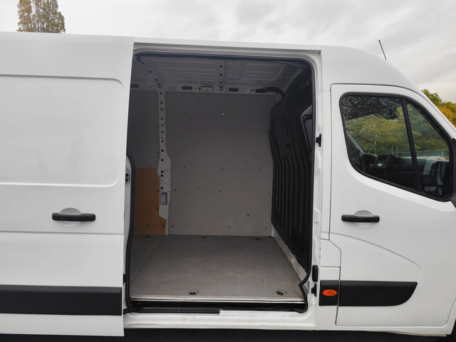 Renault Master T35* 2.3DCi* ENERGY* 150k.c.* L3H2* 81000km* LED* - автомобили, коли, обяви за нови и употребявани 10