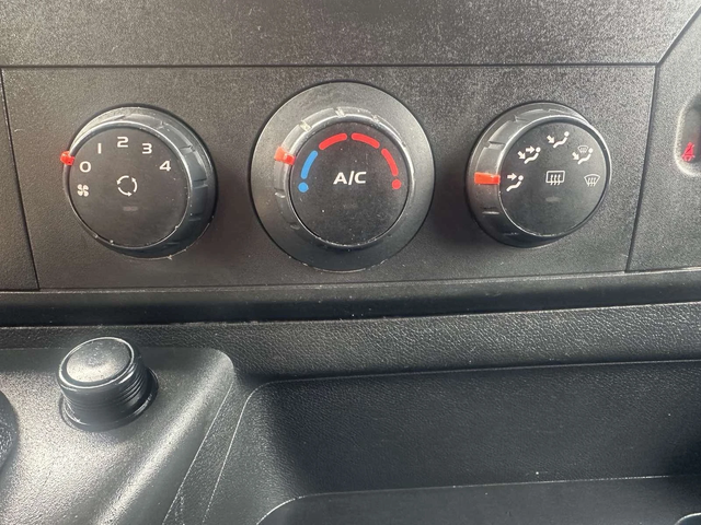 Renault Master - автомобили, коли, обяви за нови и употребявани 13