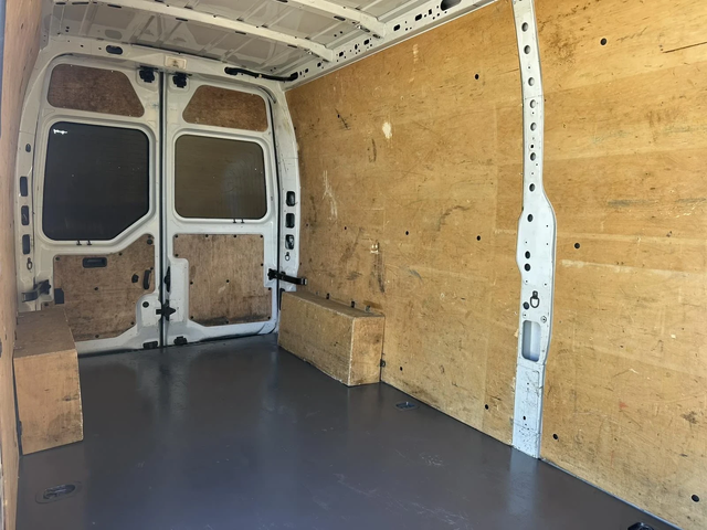 Renault Master - автомобили, коли, обяви за нови и употребявани 14