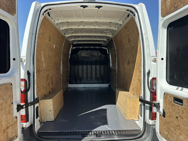 Renault Master - автомобили, коли, обяви за нови и употребявани 7