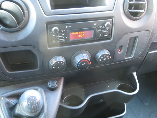 Renault Master 2.3 DCI - автомобили, коли, обяви за нови и употребявани 7