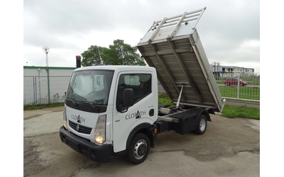 renault-maxity - 2