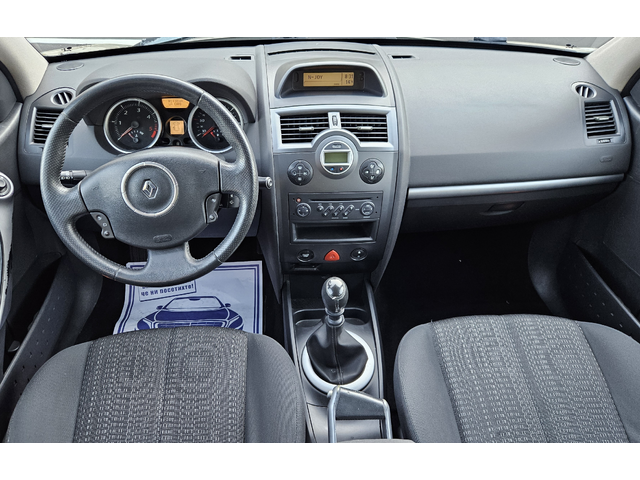 Renault Megane 1.5 DCI - автомобили, коли, обяви за нови и употребявани 11