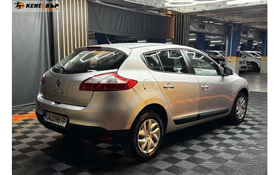 Renault Megane 1.5d 90 к.с. - автомобили, коли, обяви за нови и употребявани 19