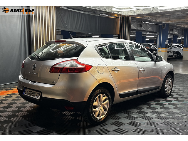 Renault Megane 1.5d 90 к.с. - автомобили, коли, обяви за нови и употребявани 19