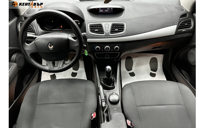 Renault Megane 1.5d 90 к.с. - автомобили, коли, обяви за нови и употребявани 8