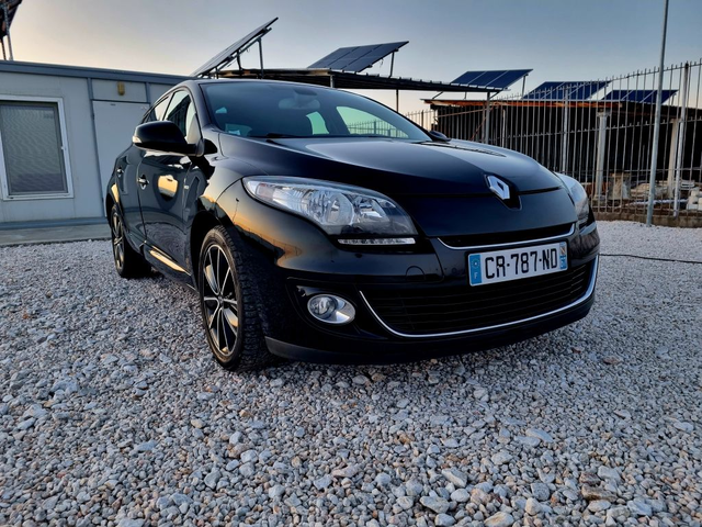 Renault Megane 1.5DCI 110ks.Facelift Panorama, Navi! - автомобили, коли, обяви за нови и употребявани 3