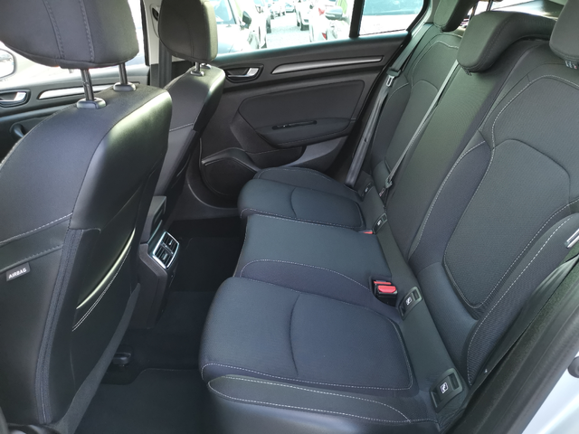 Renault Megane 1.5dCi A E6D - автомобили, коли, обяви за нови и употребявани 6