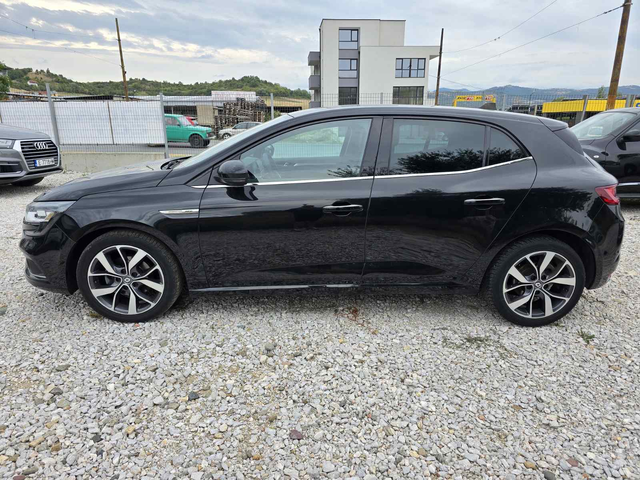 Renault Megane 1.5DCI BOSE - автомобили, коли, обяви за нови и употребявани 2