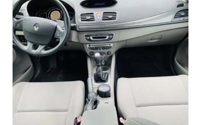 Renault Megane 1.6 i - автомобили, коли, обяви за нови и употребявани 10