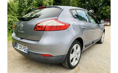 renault-megane-1-6-i - 4