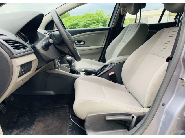 Renault Megane 1.6 i - автомобили, коли, обяви за нови и употребявани 7