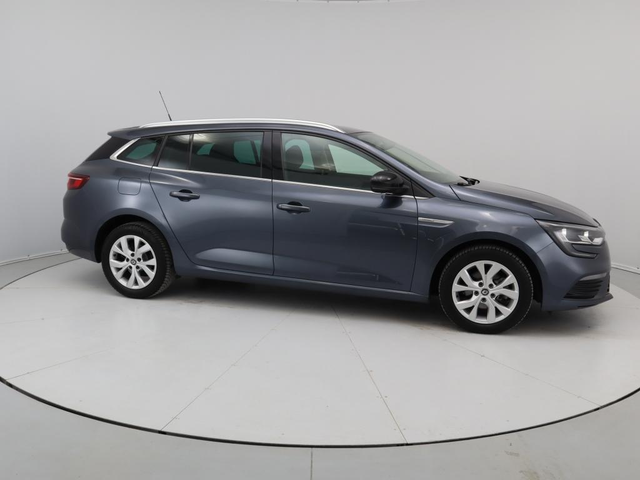 Renault Megane - автомобили, коли, обяви за нови и употребявани 8