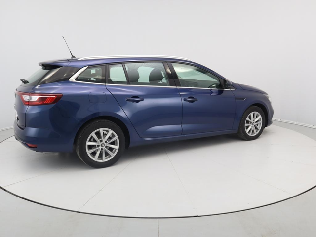 Renault Megane - автомобили, коли, обяви за нови и употребявани 12