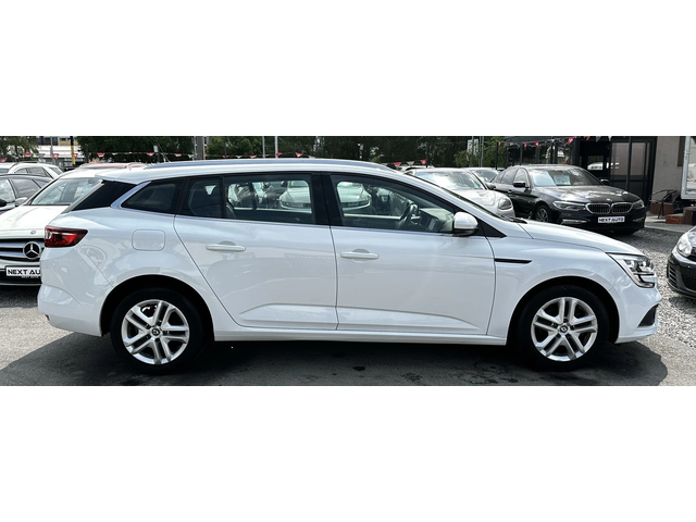 Renault Megane 1.5D 116HP NAVI EURO6 - автомобили, коли, обяви за нови и употребявани 3
