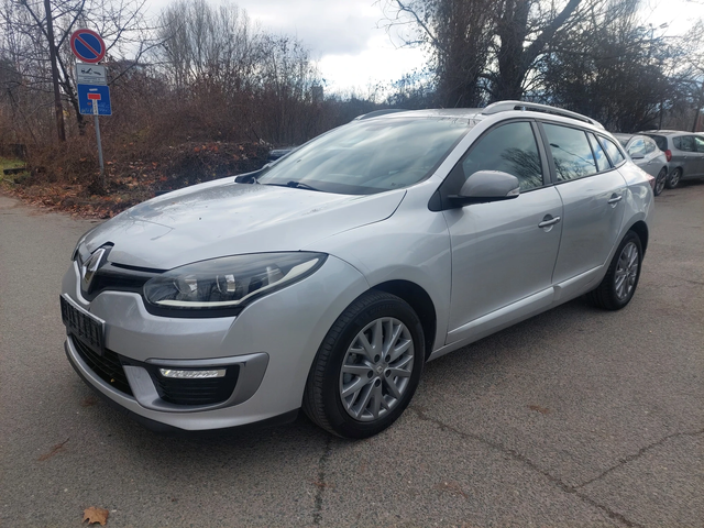 Renault Megane 1, 5dci 110ps NAVI - автомобили, коли, обяви за нови и употребявани 0