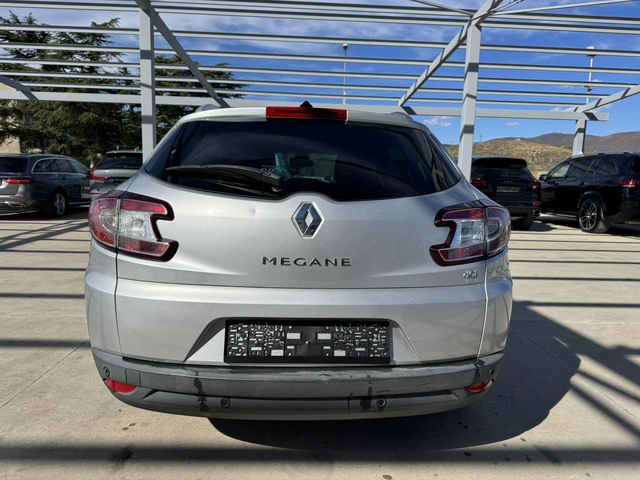 Renault Megane 1.5* 110ps* НАВИ* ПАРКТРОНИК - автомобили, коли, обяви за нови и употребявани 3