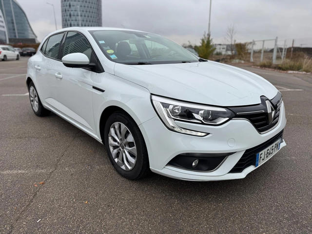 Renault Megane 1.5dCI-96-6ск-NAVI-FACELIFT - автомобили, коли, обяви за нови и употребявани 1