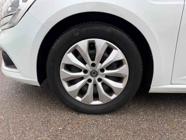 Renault Megane 1.5dCI-96-6ск-NAVI-FACELIFT - автомобили, коли, обяви за нови и употребявани 8