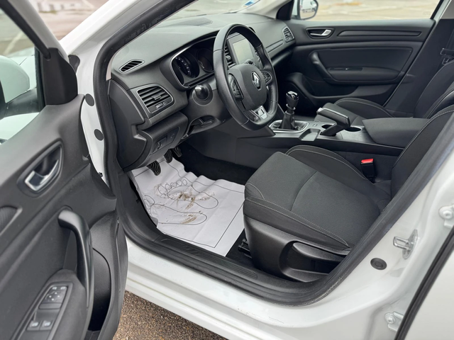 Renault Megane 1.5dCI-96-6ск-NAVI-FACELIFT - автомобили, коли, обяви за нови и употребявани 9