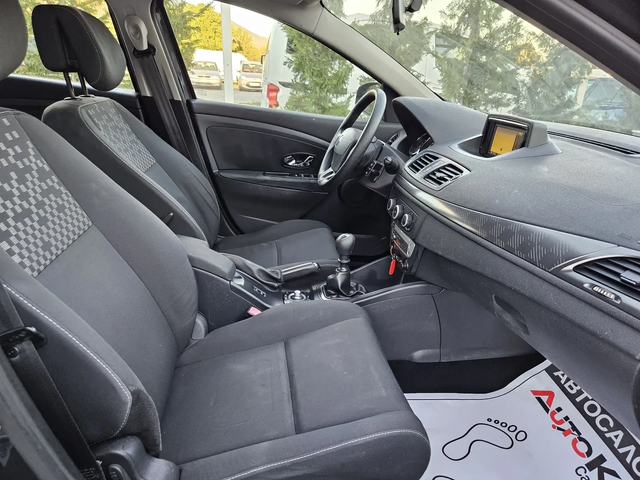 Renault Megane 1.5DCI-110kc= 6СКОРОСТИ= НАВИ - автомобили, коли, обяви за нови и употребявани 14
