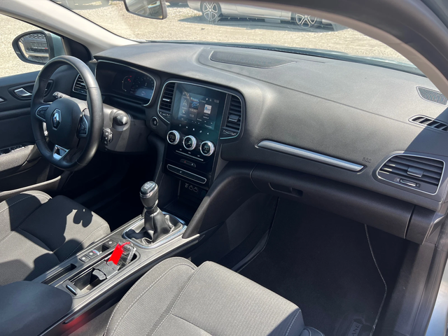 Renault Megane 1.5 DCI (КАТО НОВА) - автомобили, коли, обяви за нови и употребявани 12