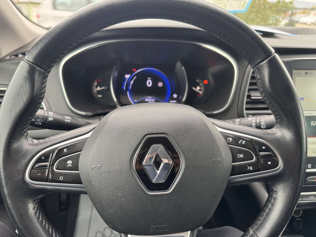 Renault Megane, 2018 г., 85000 км, 110 к.с. - автомобили, коли, обяви за нови и употребявани 9