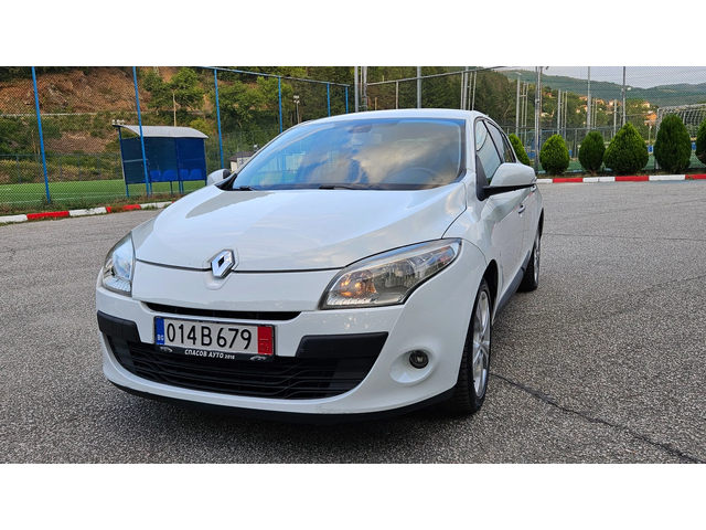 Renault Megane 1.5 Dci FACELIFT/6skorosti - автомобили, коли, обяви за нови и употребявани 0