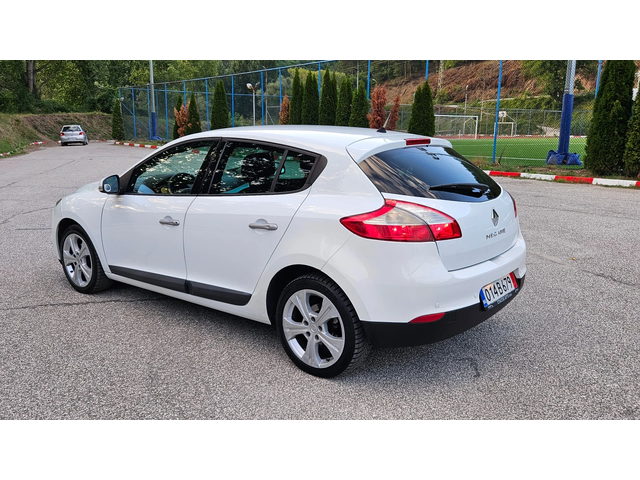 Renault Megane 1.5 Dci FACELIFT/6skorosti - автомобили, коли, обяви за нови и употребявани 2