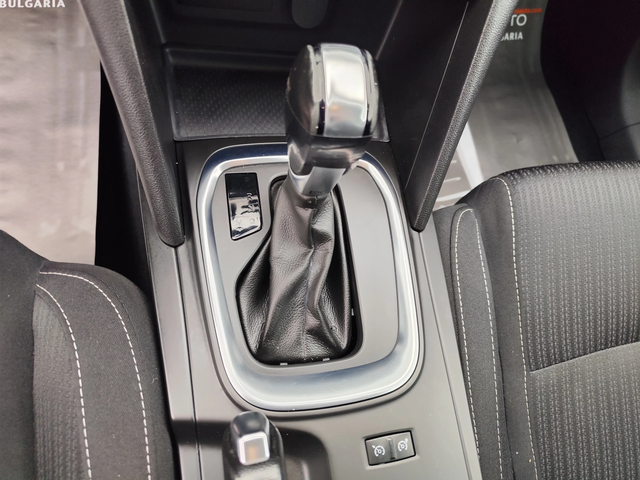 Renault Megane 1.5DCi* АВТОМАТИК* EURO6B* - автомобили, коли, обяви за нови и употребявани 9