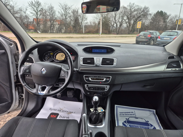Renault Megane 1.5DCI 110K.S - автомобили, коли, обяви за нови и употребявани 11