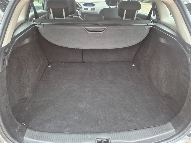 Renault Megane 1.5DCI 110K.S - автомобили, коли, обяви за нови и употребявани 14