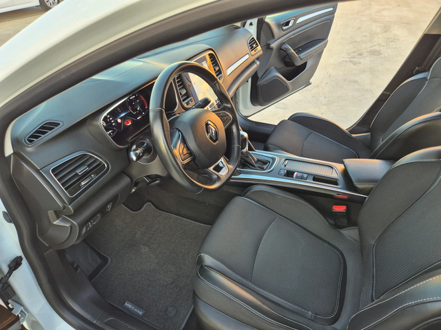 Renault Megane SEDAN INTENS A/T= 1, 5DCI-115кс - автомобили, коли, обяви за нови и употребявани 12