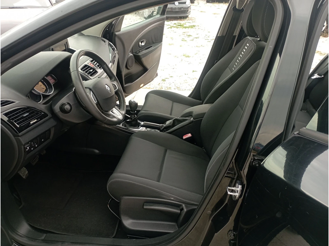 Renault Megane 1.6 ГАЗ, НАВИГАЦИЯ - автомобили, коли, обяви за нови и употребявани 6