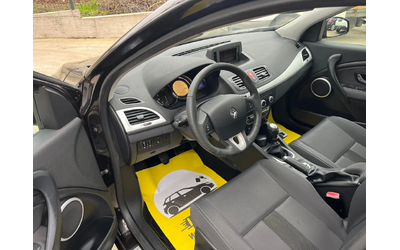 Renault Megane 1.5dci - автомобили, коли, обяви за нови и употребявани 10