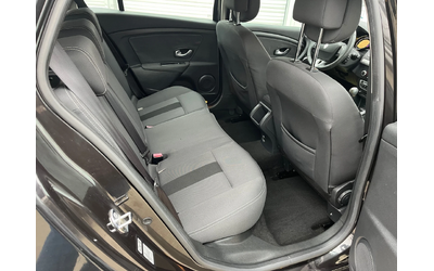 Renault Megane 1.5dci - автомобили, коли, обяви за нови и употребявани 13