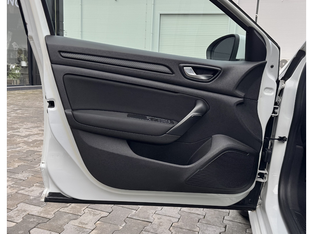 Renault Megane 1.5DCi - автомобили, коли, обяви за нови и употребявани 11