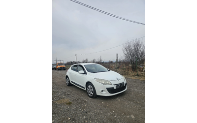 renault-megane - 0