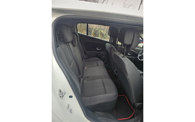 Renault Megane 1.5 DCI - автомобили, коли, обяви за нови и употребявани 6