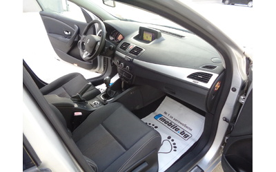 Renault Megane 1.5dCI-110-NAVI-LIZING - автомобили, коли, обяви за нови и употребявани 10