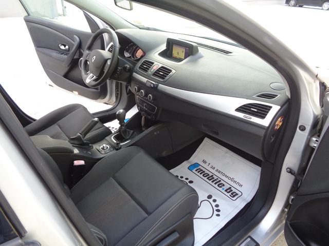 Renault Megane 1.5dCI-110-NAVI-LIZING - автомобили, коли, обяви за нови и употребявани 10