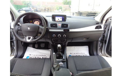 Renault Megane 1.5dCI-110-NAVI-LIZING - автомобили, коли, обяви за нови и употребявани 12