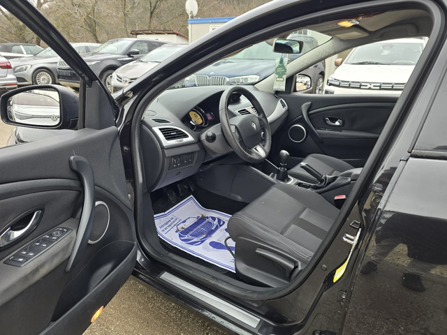 Renault Megane 1.5d 110к.с Топ състояние - автомобили, коли, обяви за нови и употребявани 10