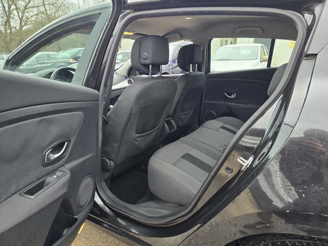 Renault Megane 1.5d 110к.с Топ състояние - автомобили, коли, обяви за нови и употребявани 11