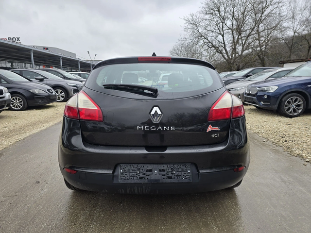Renault Megane 1.5d 110к.с Топ състояние - автомобили, коли, обяви за нови и употребявани 5