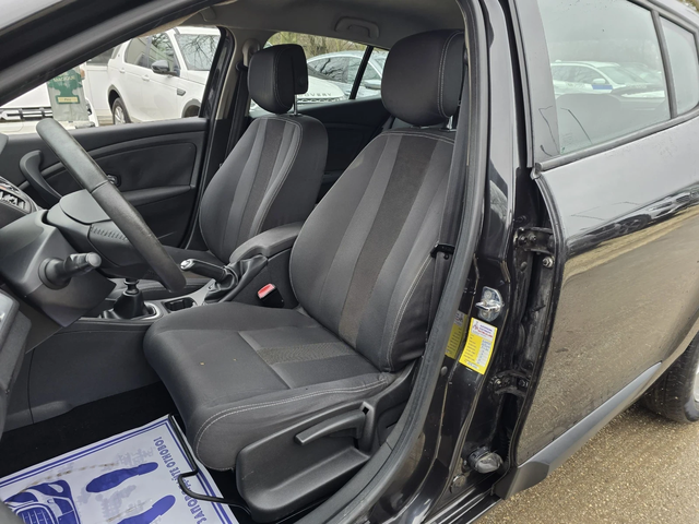 Renault Megane 1.5d 110к.с Топ състояние - автомобили, коли, обяви за нови и употребявани 9
