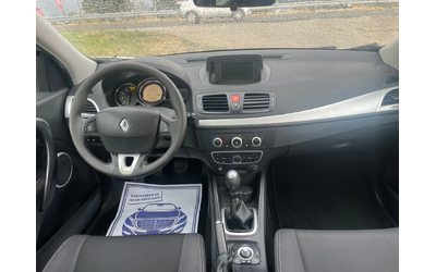 Renault Megane 1.5DCI-110-NAVI-ITALIA - автомобили, коли, обяви за нови и употребявани 10