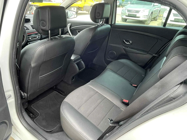 Renault Megane 1.5dci 110k.c* GTline* UNIKAT* - автомобили, коли, обяви за нови и употребявани 7