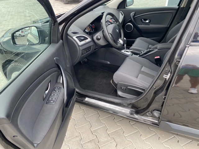 Renault Megane 1.5dci - автомобили, коли, обяви за нови и употребявани 6