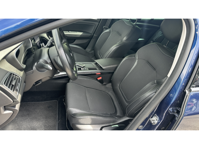 Renault Megane Intens 140 Tce - автомобили, коли, обяви за нови и употребявани 7